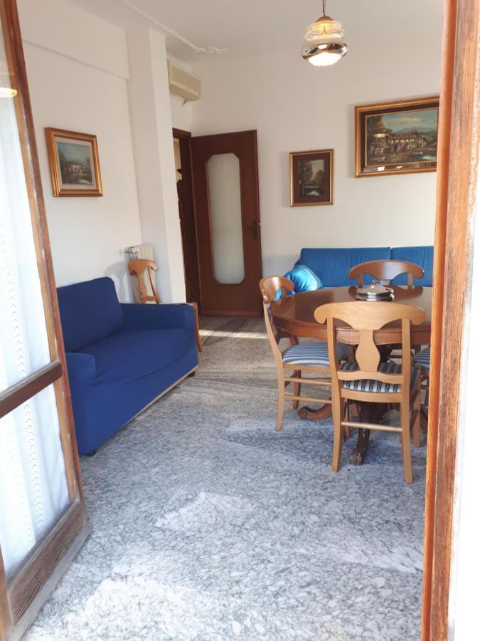 شقة Casa Del Pescatore مونيلّي المظهر الخارجي الصورة